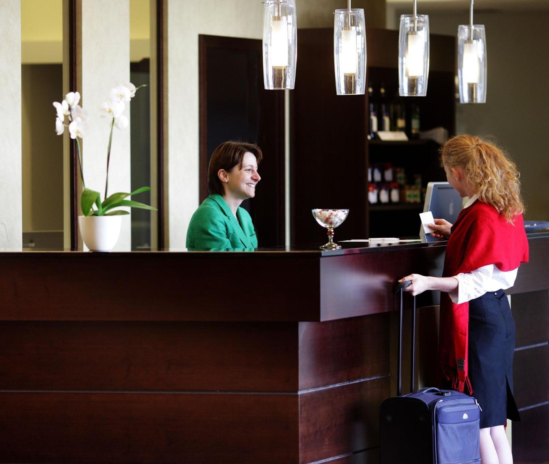 Hotel Rose Bretzfeld Bagian luar foto
